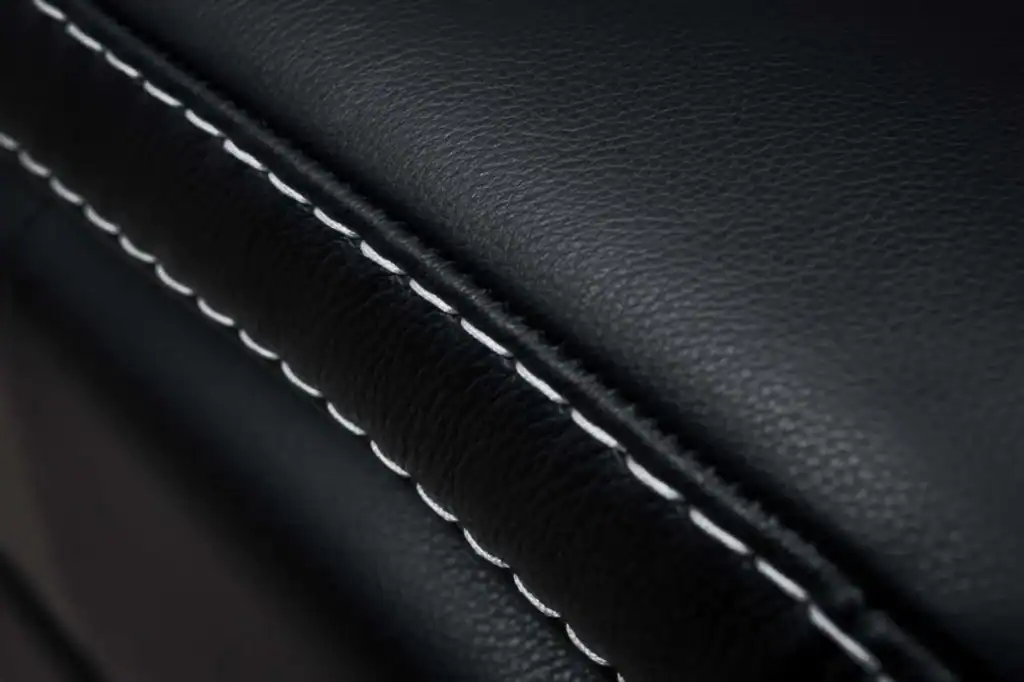 Elegancji narożnik dante ze skóry naturalnej z funkcją spania oraz z pojemnikiem na pościel przeszycia