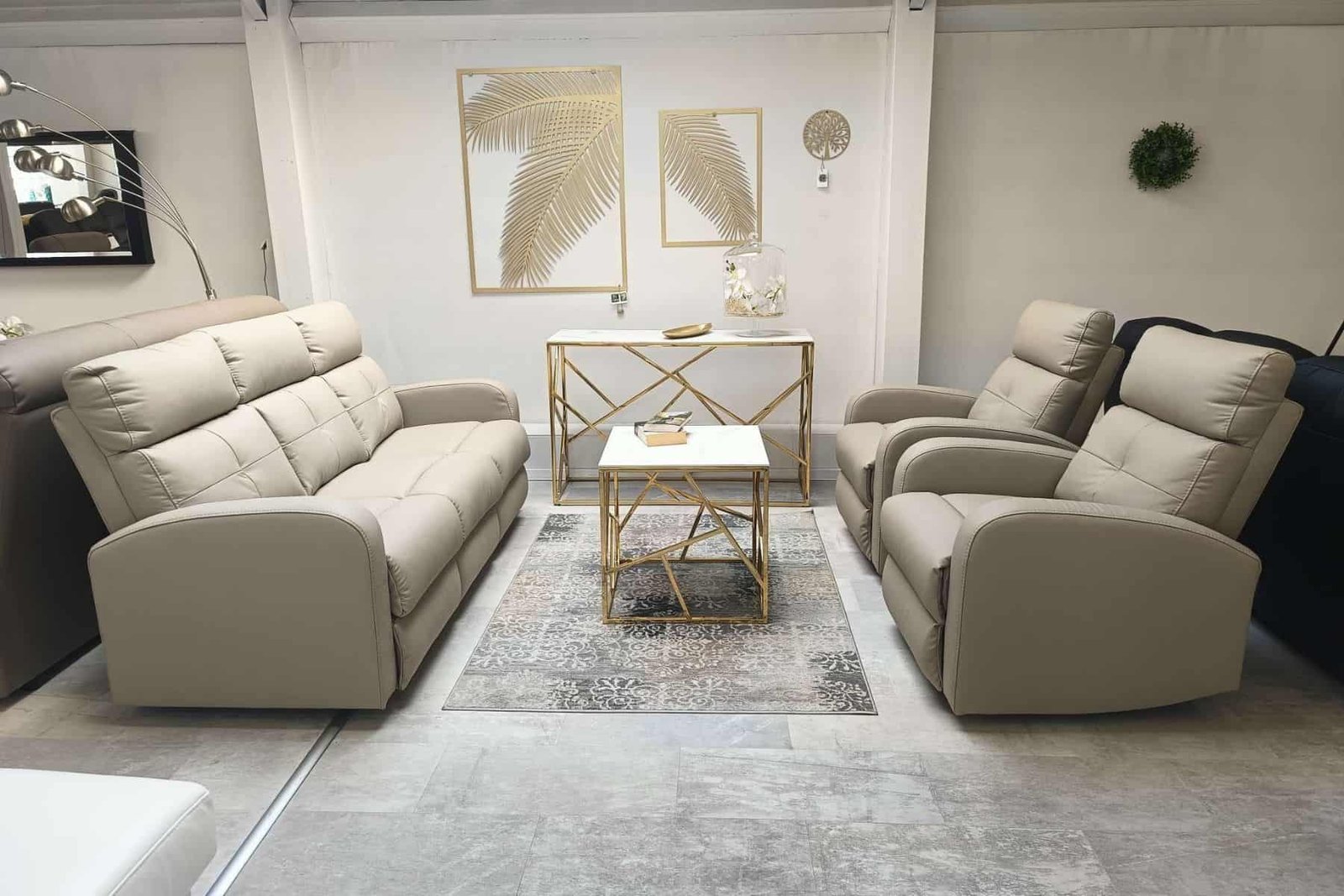 Komplet Vivo, skóra bydlęca- sofa ze spaniem + dwa fotele z funkcją relax