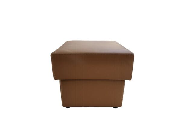 Pufa Prosta 40×40 Piasek (1) Pufa skórzana prosta wymiar 40x40 skóra naturalna 100%